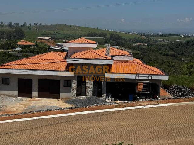 #13700 - Casa para Venda em Caçapava - SP - 2