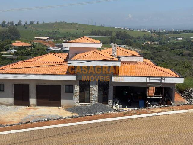 #13700 - Casa para Venda em Caçapava - SP - 1