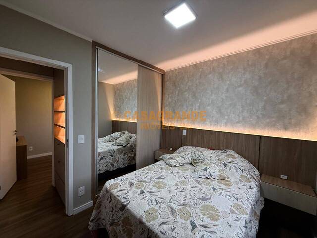 Apartamento para Venda em São José dos Campos - 5