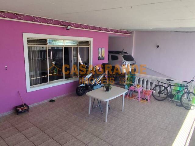 Casa para Venda em São José dos Campos - 4