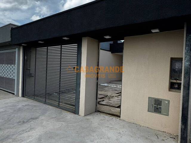 #13727 - Casa para Venda em São José dos Campos - SP - 1