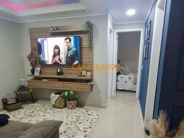 Apartamento para Venda em São José dos Campos - 4