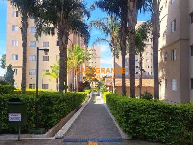 Apartamento para Venda em São José dos Campos - 2