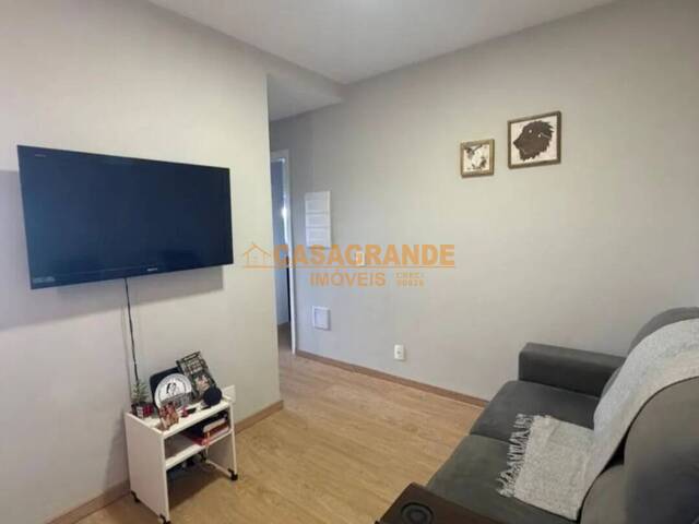 Apartamento para Venda em São José dos Campos - 5
