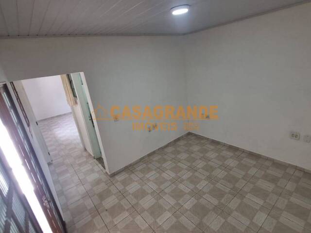 #13756 - Casa para Venda em São José dos Campos - SP - 2