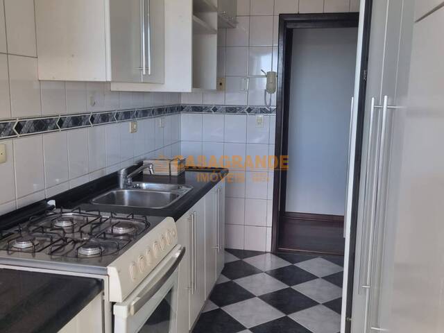 #13767 - Apartamento para Venda em São José dos Campos - SP - 3