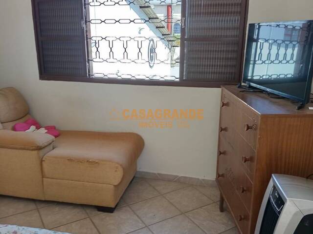 Casa para Venda em Caraguatatuba - 4