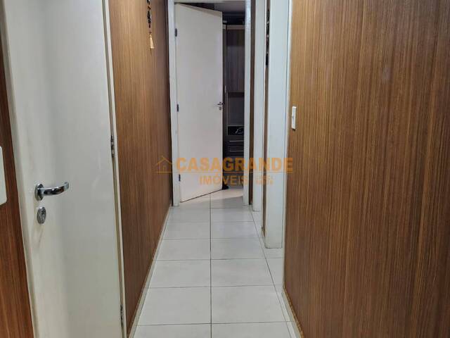 Apartamento para Venda em São José dos Campos - 4
