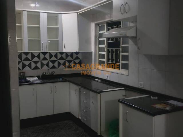 Casa para Venda em São José dos Campos - 5