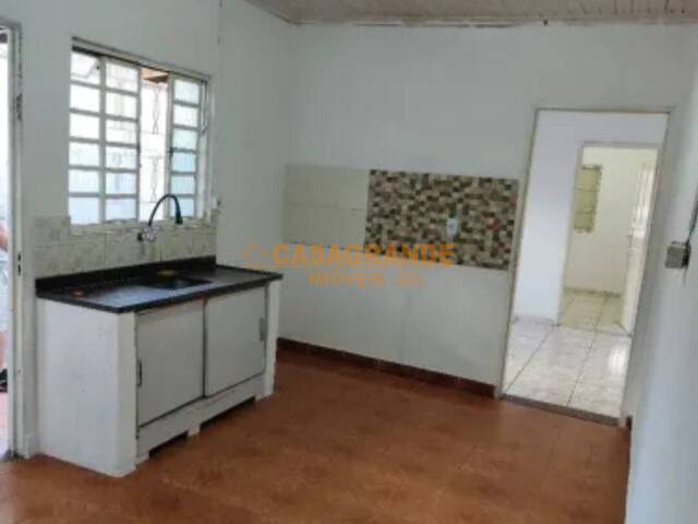 Casa para Locação em São José dos Campos - 5