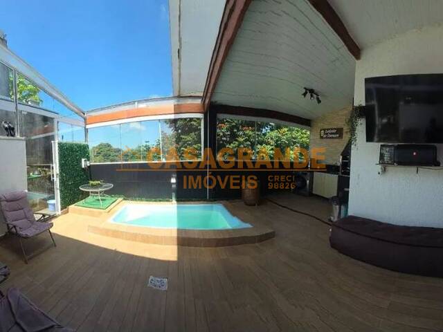 #13810 - Casa para Venda em São José dos Campos - SP - 1