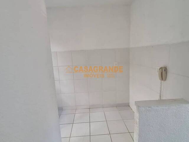 Casa para Venda em São José dos Campos - 5