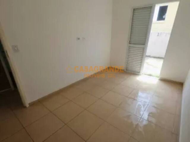 #13822 - Apartamento para Venda em São José dos Campos - SP - 1