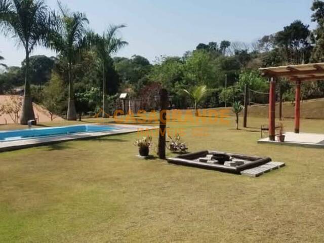 Casa para Venda em Paraibuna - 4