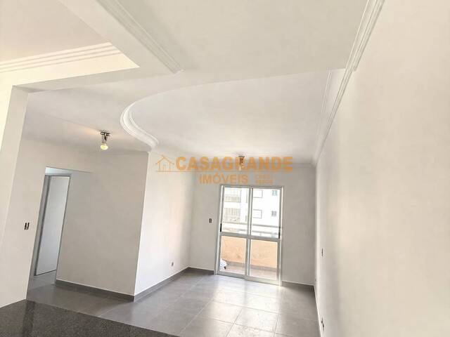 #13833 - Apartamento para Venda em São José dos Campos - SP - 3