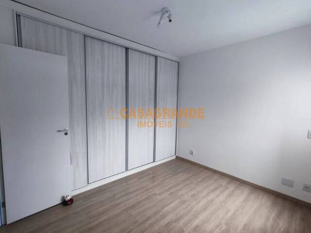 Apartamento para Venda em São José dos Campos - 5