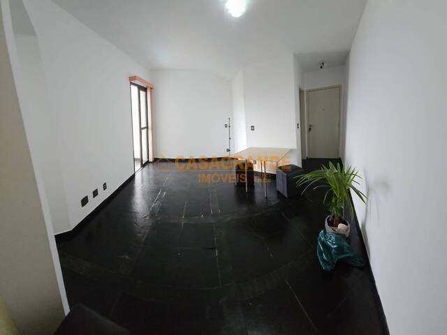 Apartamento para Locação em São José dos Campos - 4