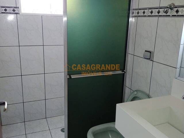 Casa para Venda em São José dos Campos - 5
