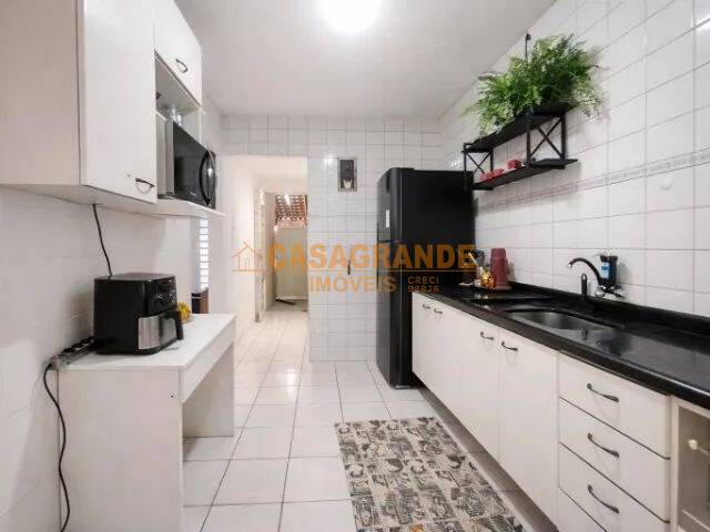 Casa para Venda em Jacareí - 5