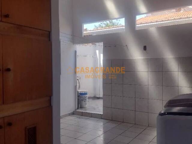 #13853 - Casa para Venda em São José dos Campos - SP - 3