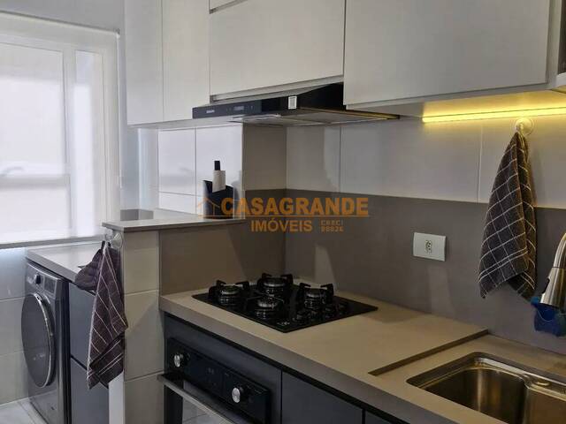 Apartamento para Venda em Jacareí - 4