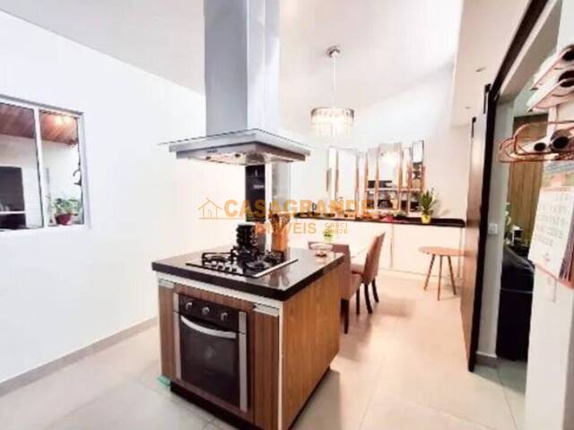 #13862 - Casa para Venda em São José dos Campos - SP - 1