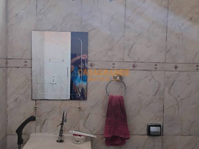 Casa para Venda em São José dos Campos - 5