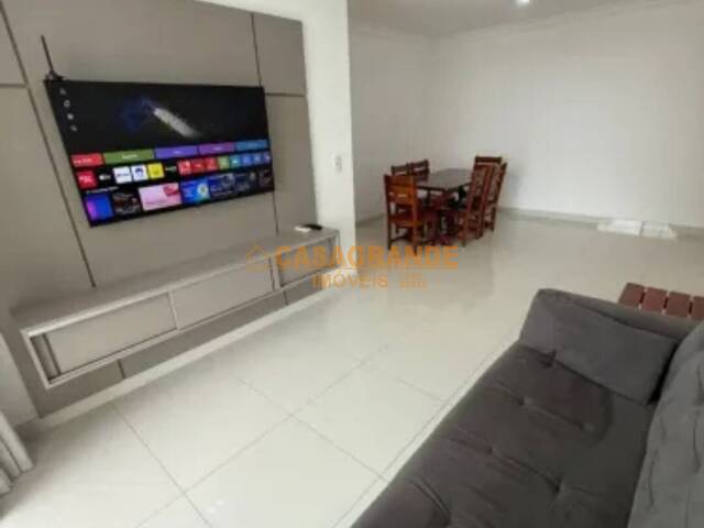 Apartamento para Locação em São José dos Campos - 4