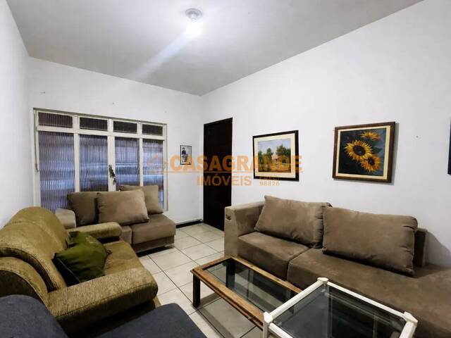 #13873 - Casa para Venda em Jacareí - SP - 1