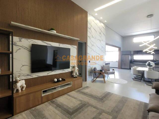 #13888 - Casa para Venda em São José dos Campos - SP - 2