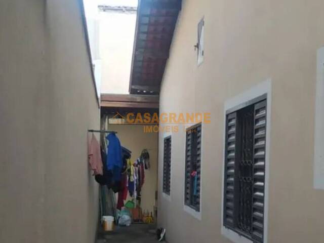 #13890 - Casa para Venda em São José dos Campos - SP - 1