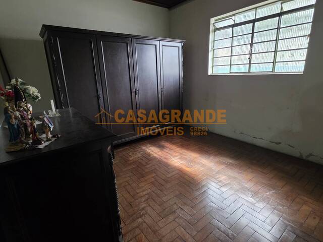 Casa para Venda em São José dos Campos - 5