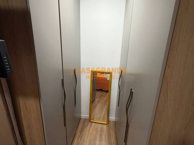 Apartamento para Venda em São José dos Campos - 5