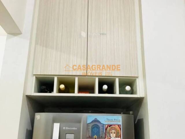 Apartamento para Venda em São José dos Campos - 4