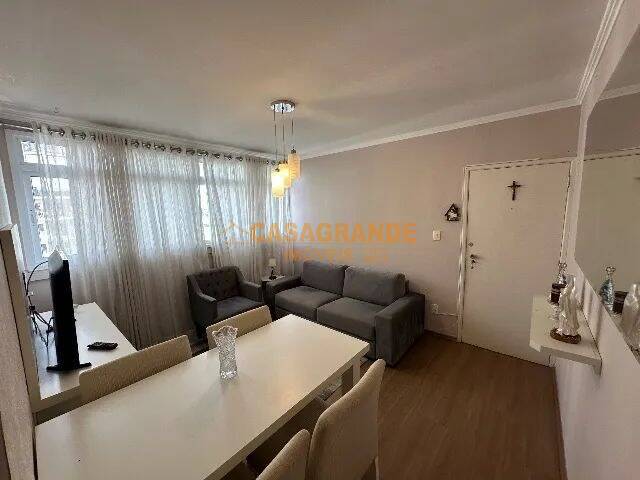 Apartamento para Venda em São José dos Campos - 4