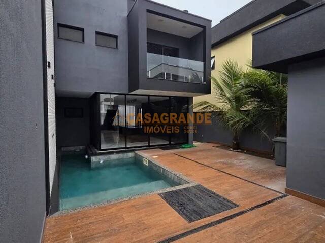 Casa para Venda em Jacareí - 5