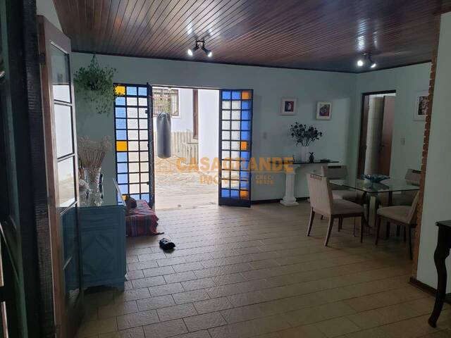 Casa para Venda em São José dos Campos - 5