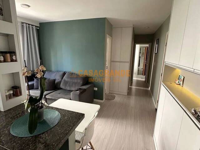 Apartamento para Venda em São José dos Campos - 4