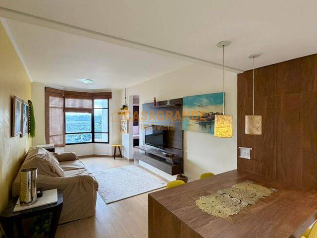 Apartamento para Venda em São José dos Campos - 4