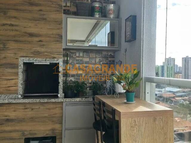 Apartamento para Venda em São José dos Campos - 4