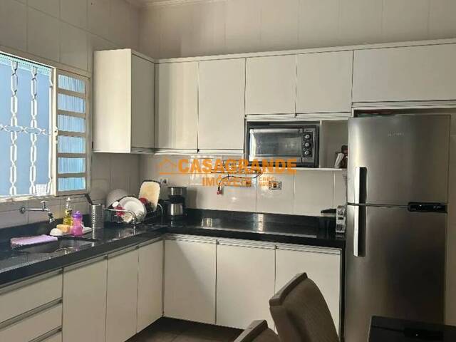 #13997 - Casa para Venda em São José dos Campos - SP - 3
