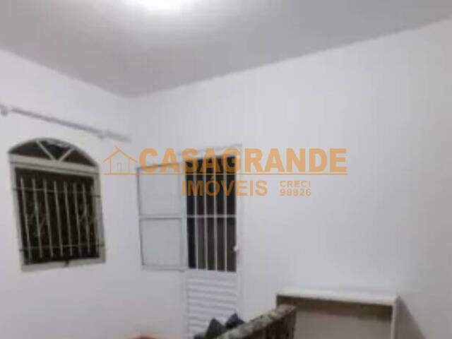 Bangalô para Venda em São José dos Campos - 5