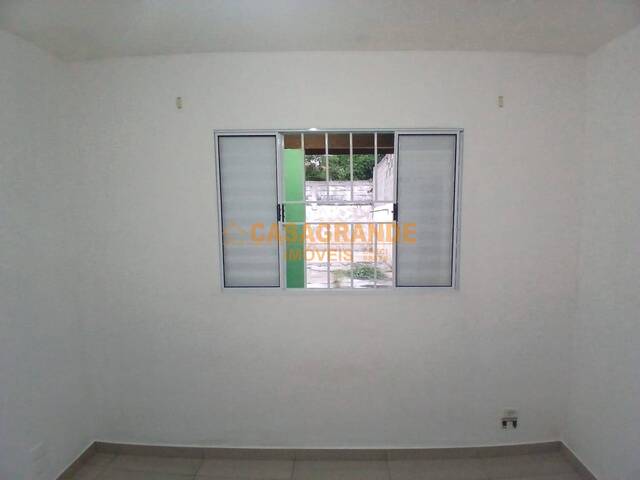 Casa para Venda em São José dos Campos - 5