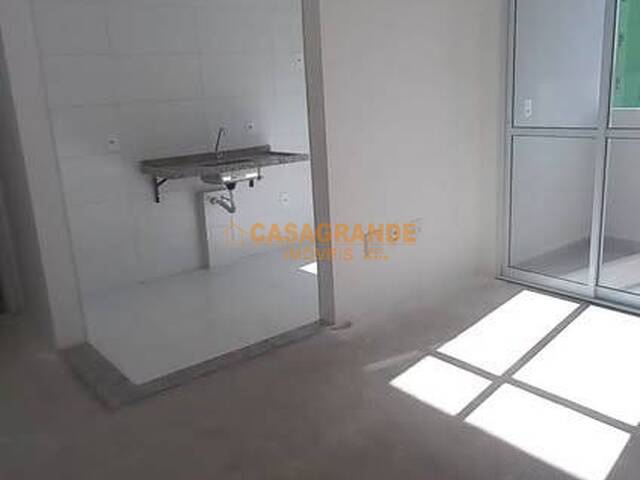 Apartamento para Venda em São José dos Campos - 5
