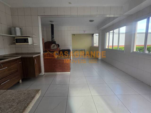Apartamento para Venda em São José dos Campos - 4