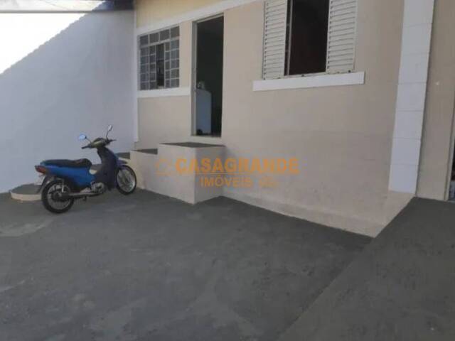 #13995 - Casa para Venda em São José dos Campos - SP - 2