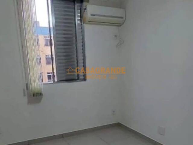 Apartamento para Venda em São José dos Campos - 5