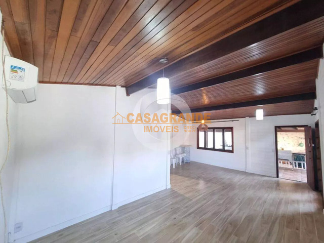 Casa para Venda em São José dos Campos - 3