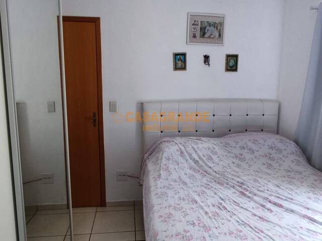 Apartamento para Venda em São José dos Campos - 5