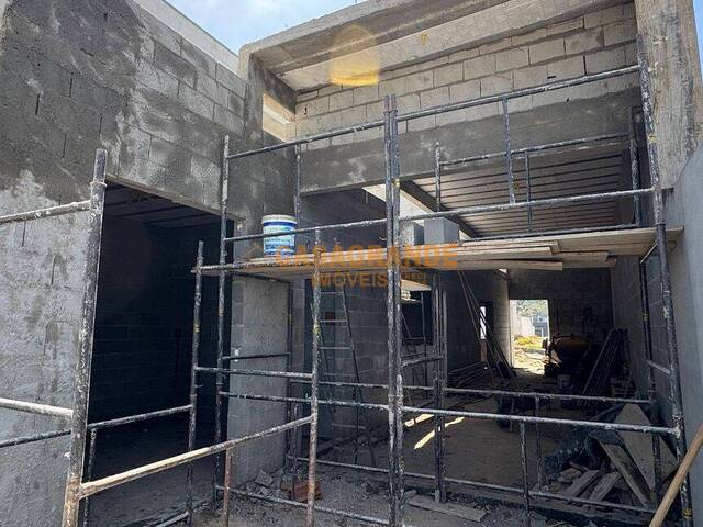 Casa para Venda em São José dos Campos - 5
